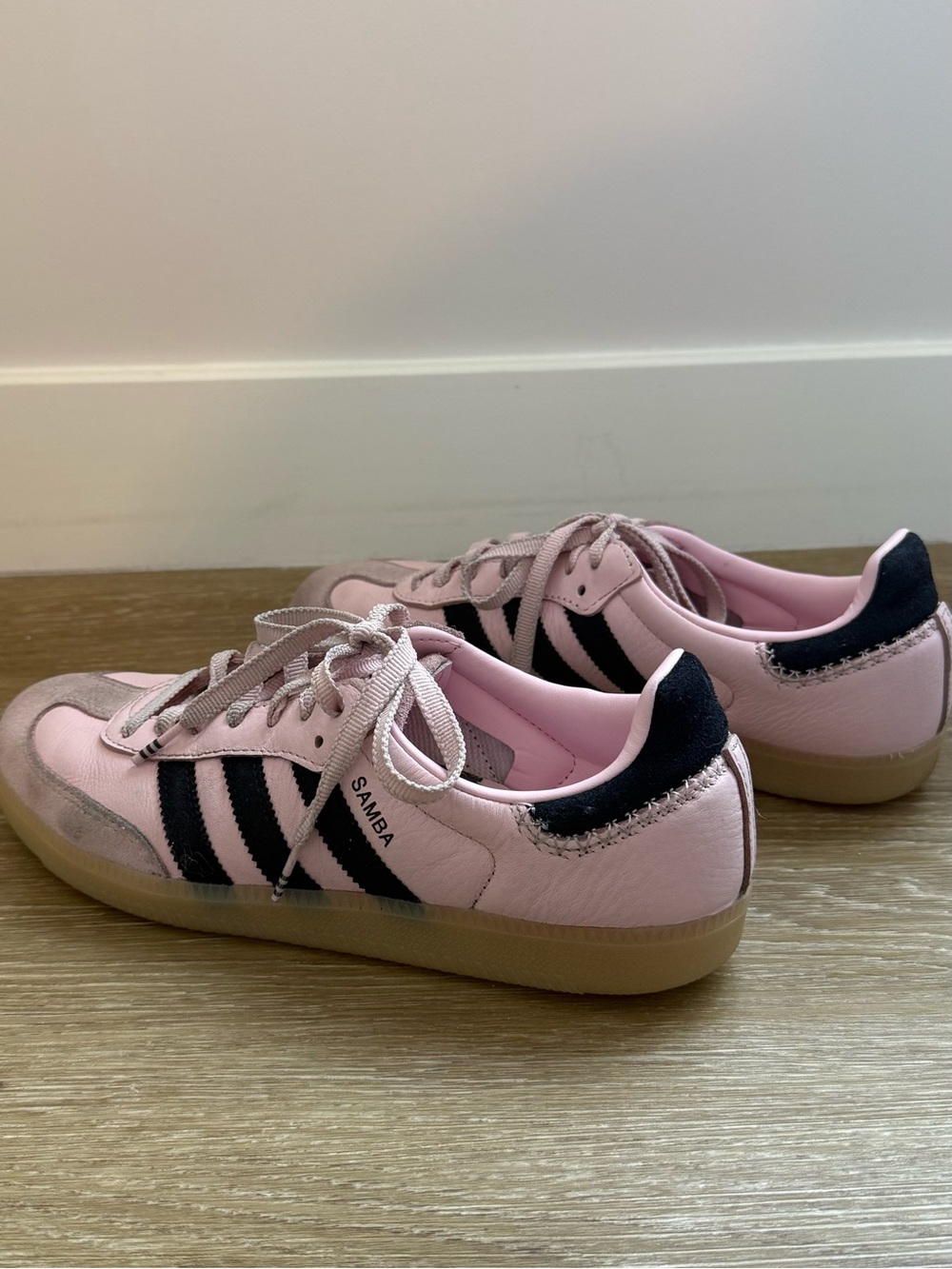 adidas pink suede navy stripe samba size 9 - WORN ONCE - Picture 4 of 7